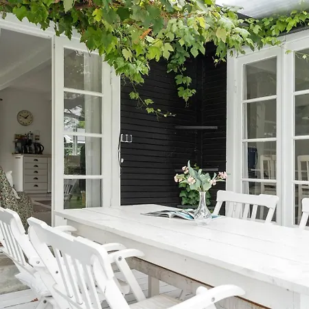 Idyll Summer House In 別荘 Hornbæk
