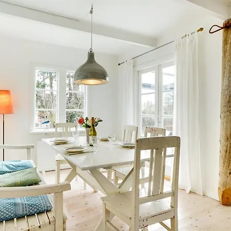 Idyll Summer House In Ferienhaus *