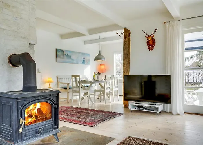 Blissful Summer House In Hornbæk